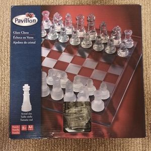 Pavilion Glass Chess Set 10" x 10"
